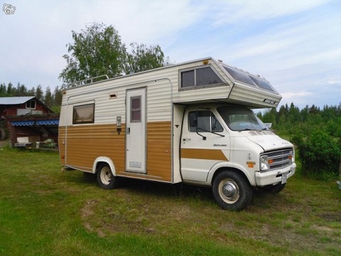 Dodge Sportsman -74.jpg